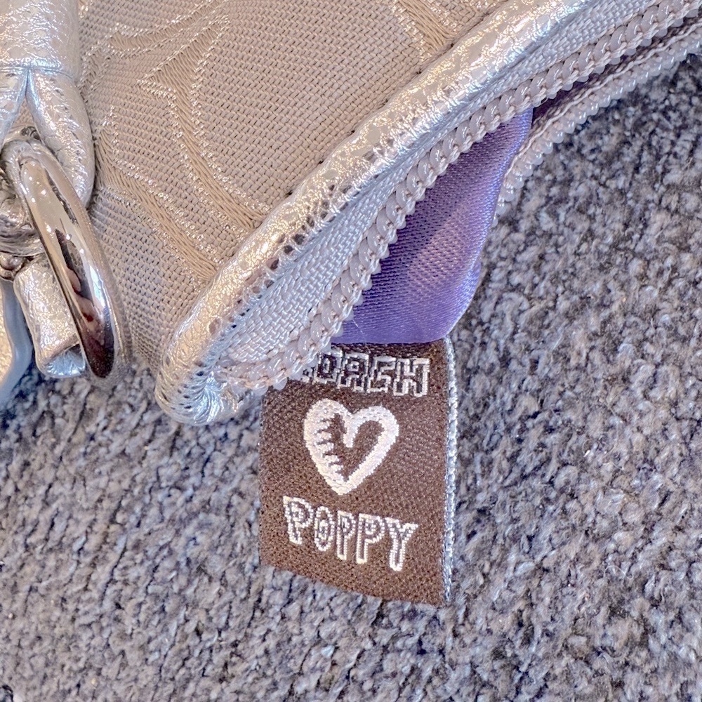Coach Y2K Poppy Metallic Wristlet w/Hang Tag (EUC) (No Callouts) - Picture 11 of 17